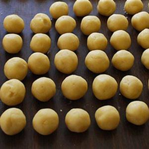 Cách làm bánh nhân thơm