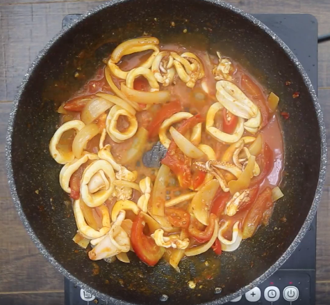 Bánh nướng trà  xanh giòn rụm thơm ngon cho ngày hè sảng khoái