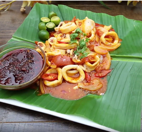 Bánh nướng trà  xanh giòn rụm thơm ngon cho ngày hè sảng khoái