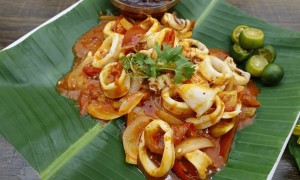 Bánh nướng trà  xanh giòn rụm thơm ngon cho ngày hè sảng khoái