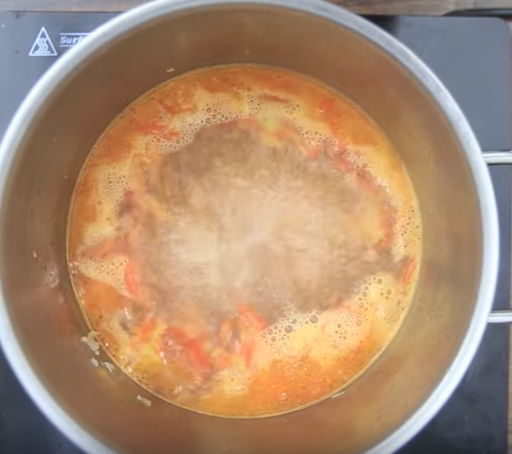 Bánh nướng trà xanh nhân mè đen trứng muối nhìn là thèm, thử là mê