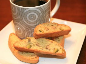 Bánh nut biscotti