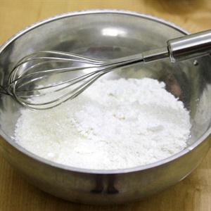 Cách làm bánh pancake dâu tằm