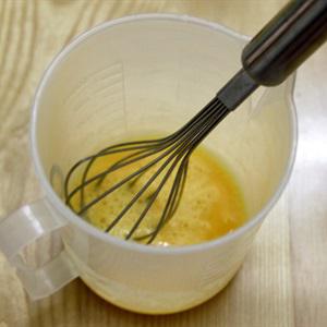 Cách làm bánh pancake dâu tằm