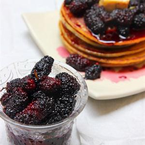 Cách làm bánh pancake dâu tằm