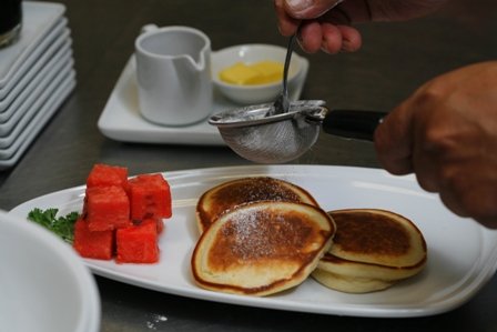 Bánh pancake trái cây