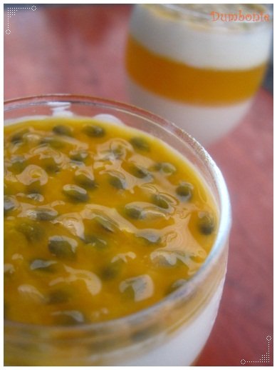 Bánh panna cotta mật ong, chanh leo