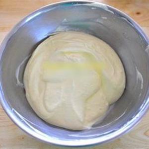 Cách làm bánh phô mai cuộn trái cây