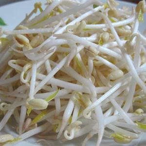 Cách làm bánh phở trộn tôm