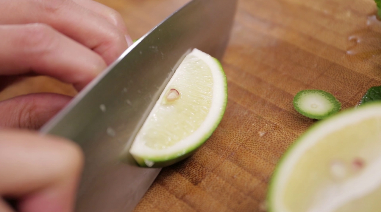 Bánh Pie táo xếp lạt mini ngon không cưỡng nổi