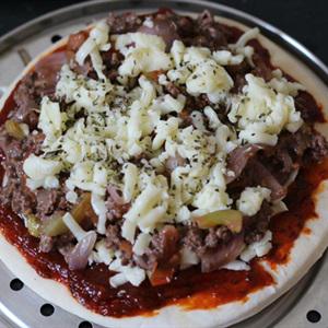 Cách làm bánh pizza bò