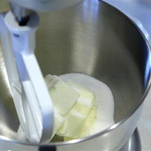 Cách làm bánh pound cake cam