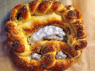 Bánh Pretzel mừng năm mới của người Đức