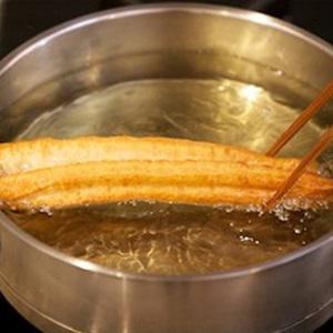 Cách làm bánh quẩy