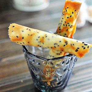 Cách làm bánh quế mè đen