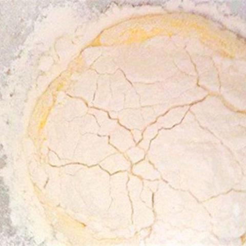 Cách làm bánh quy bơ hạnh nhân hình gấu