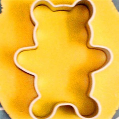 Cách làm bánh quy bơ hạnh nhân hình gấu