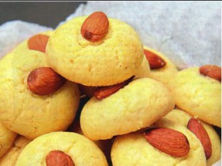 Bánh quy bơ hạnh nhân