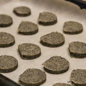 Cách làm bánh quy bơ mè đen