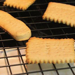 Cách làm bánh quy bơ quế