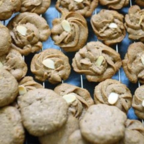Cách làm bánh quy chocolate hạnh nhân
