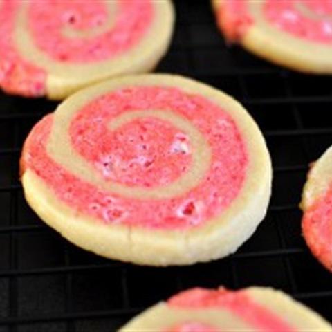 Cách làm bánh quy cuộn hai màu