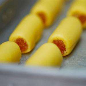Cách làm bánh quy cuộn mứt thơm