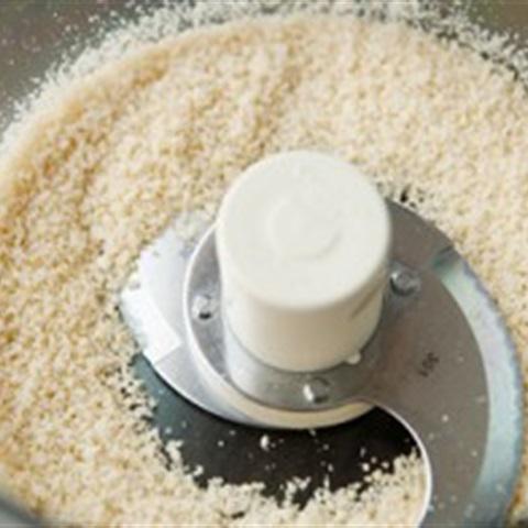 Cách làm bánh quy hạnh nhân tẩm hạt sẻ