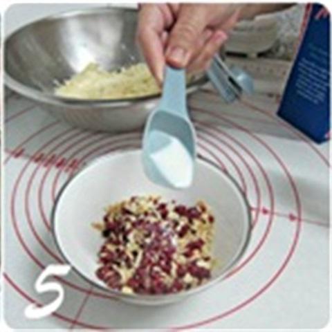 Cách làm bánh quy hạnh nhân việt quất