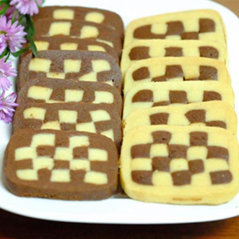 Cách làm bánh quy hình bàn cờ