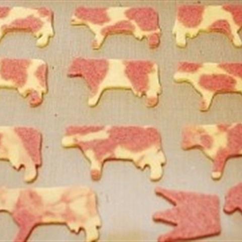 Cách làm bánh quy hình bò sữa