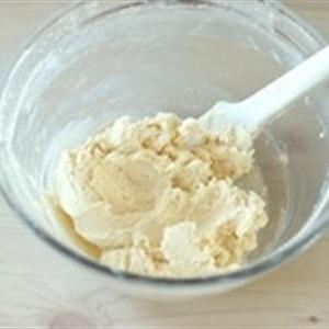 Cách làm bánh quy hình hoa mai