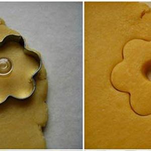 Cách làm bánh quy hình mũ Noel