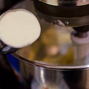 Cách làm bánh quy kem dâu tây