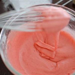 Cách làm bánh quy kem dâu tây