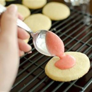 Cách làm bánh quy kem dâu tây