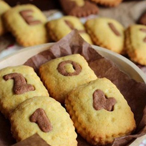 Cách làm bánh quy lồng chữ