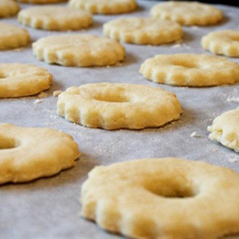 Cách làm bánh quy mắt mèo