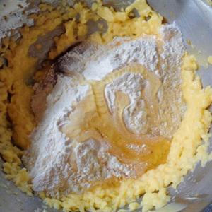 Cách làm bánh quy mật ong cho Giáng sinh