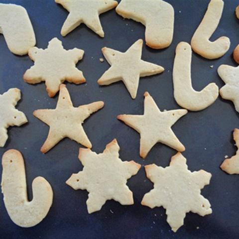 Cách làm bánh quy mật ong cho Giáng sinh