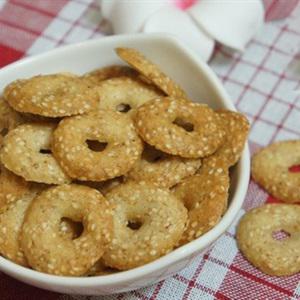 Cách làm bánh quy mè vòng