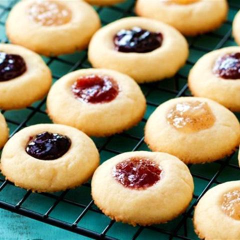 Cách làm bánh quy nhân mứt dâu