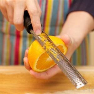 Cách làm bánh quy nhân mứt hình tam giác