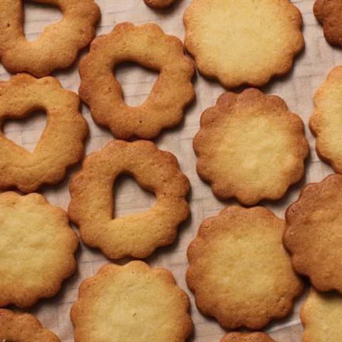 Cách làm bánh quy nhân trái tim