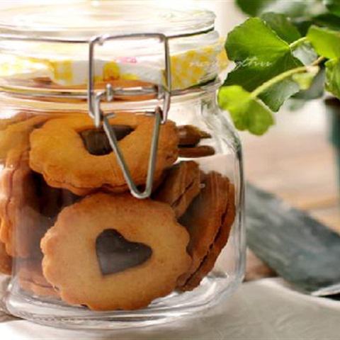 Cách làm bánh quy nhân trái tim