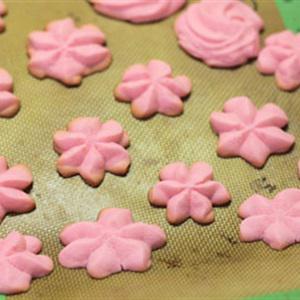 Cách làm bánh quy phô mai hình hoa