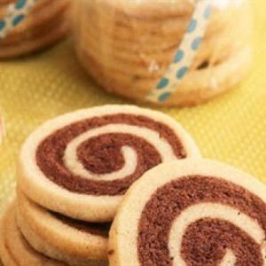 Cách làm bánh quy Pinwheel Cookies
