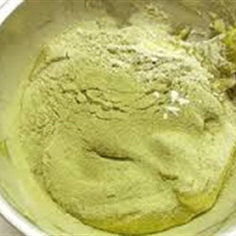 Cách làm bánh quy trà xanh hình cây thông