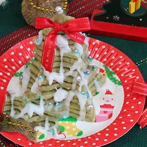 Cách làm bánh quy trà xanh hình cây thông