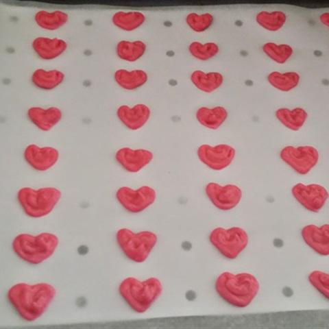 Cách làm bánh quy vani hình trái tim